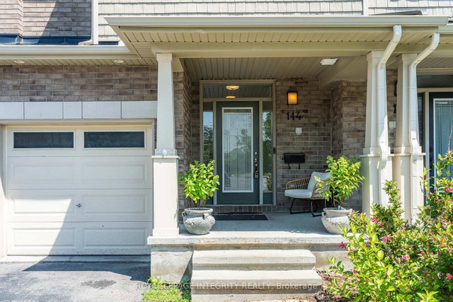 114 Hawkeswood Drive