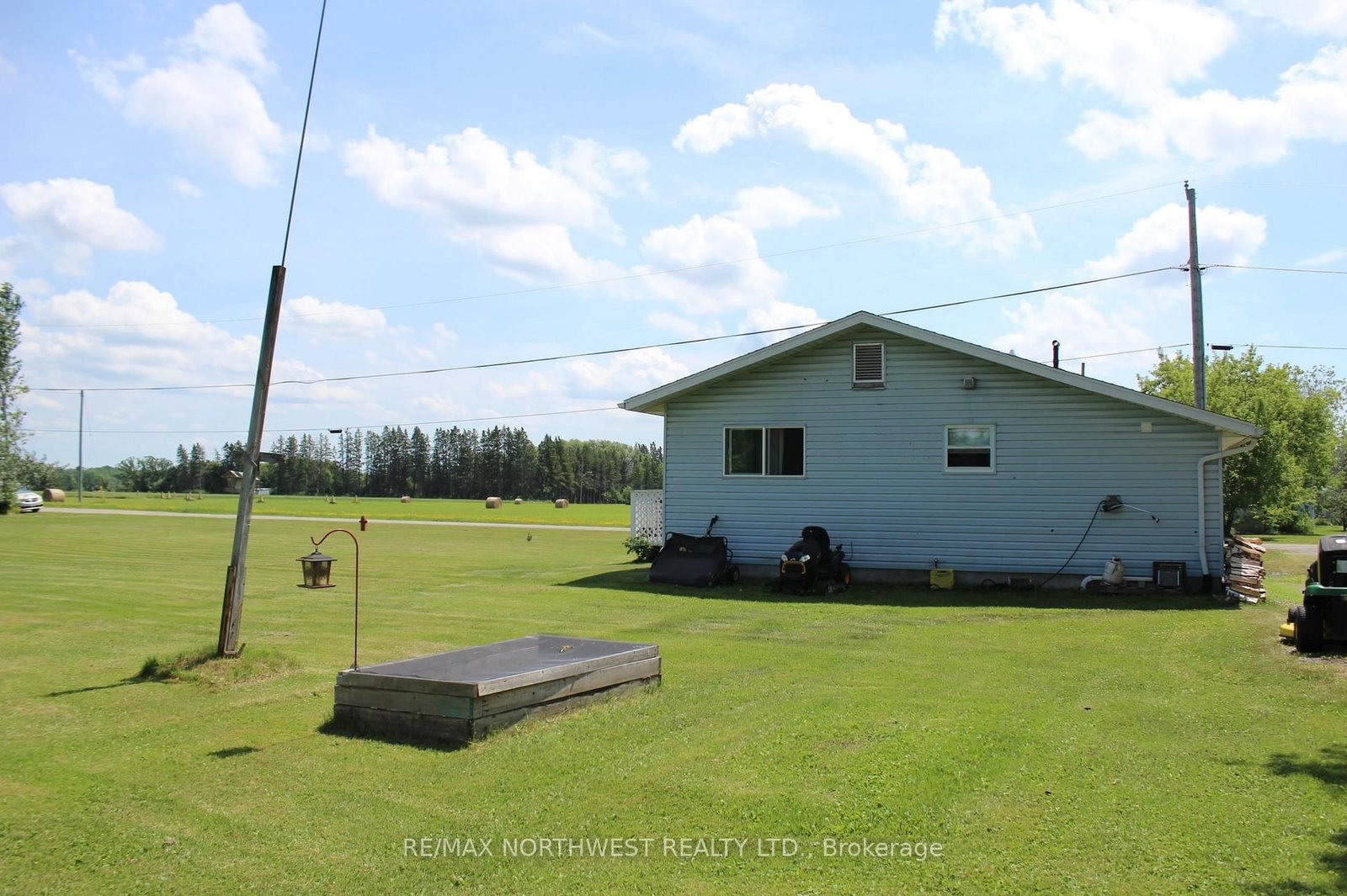 705-707 LORENA STREET • Rainy River, ON photo 10