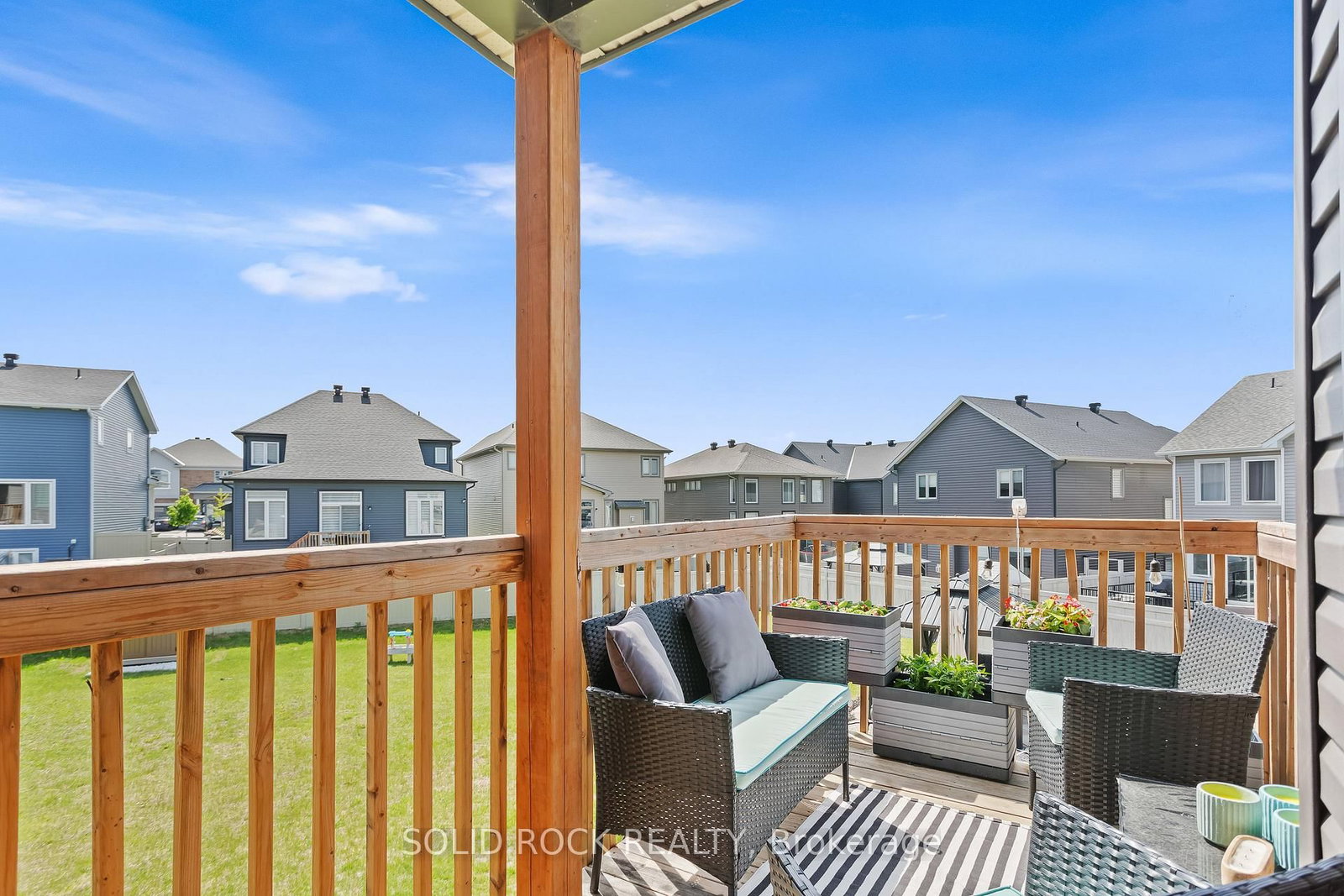 335 Grackle Street • Ottawa, ON photo 14