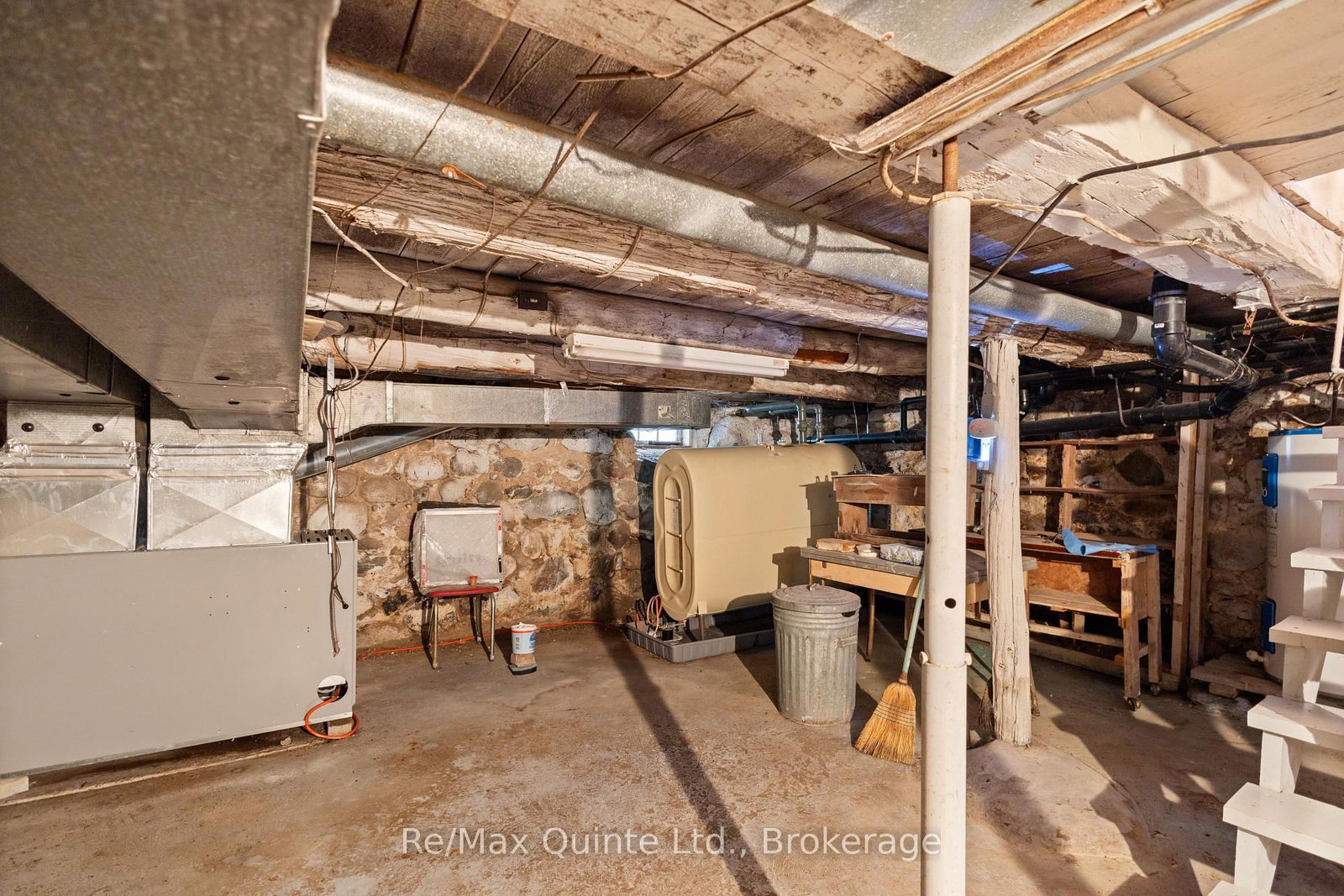 15064 Telephone Road • Brighton, ON photo 38