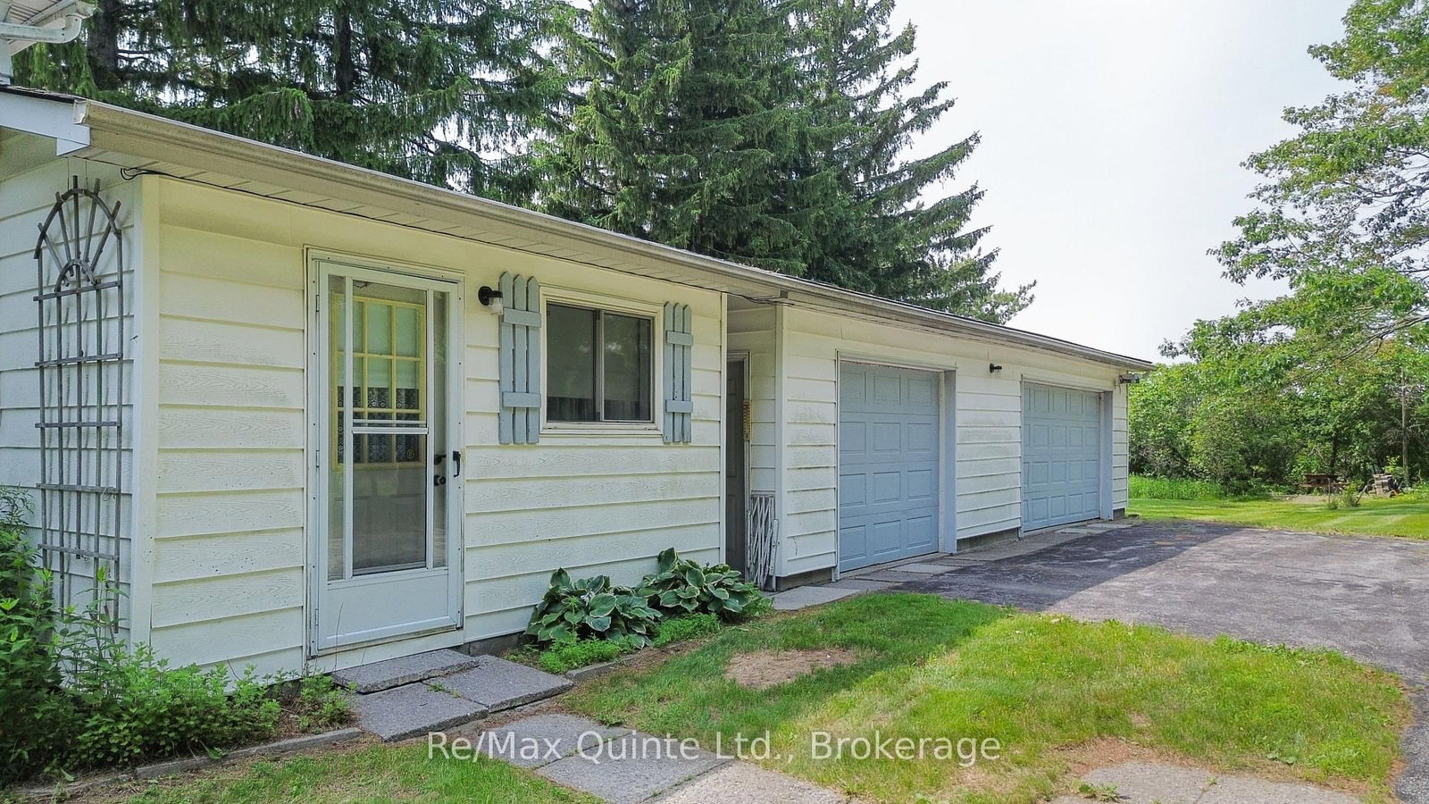 15064 Telephone Road • Brighton, ON photo 5