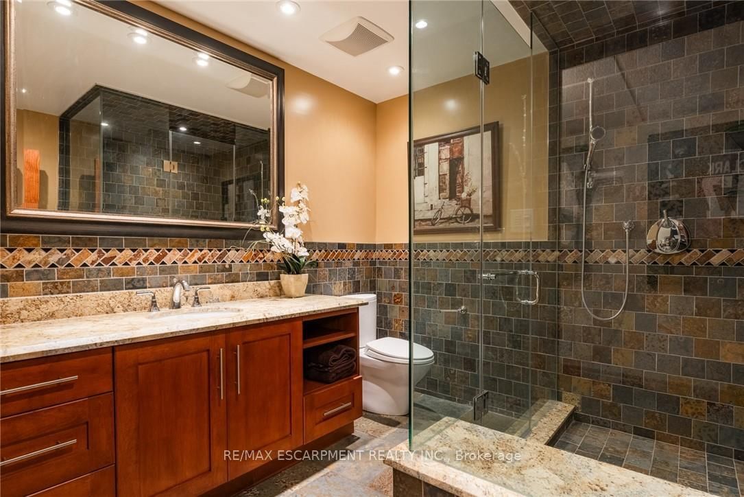 17 Lochside Dr, Hamilton, view 50