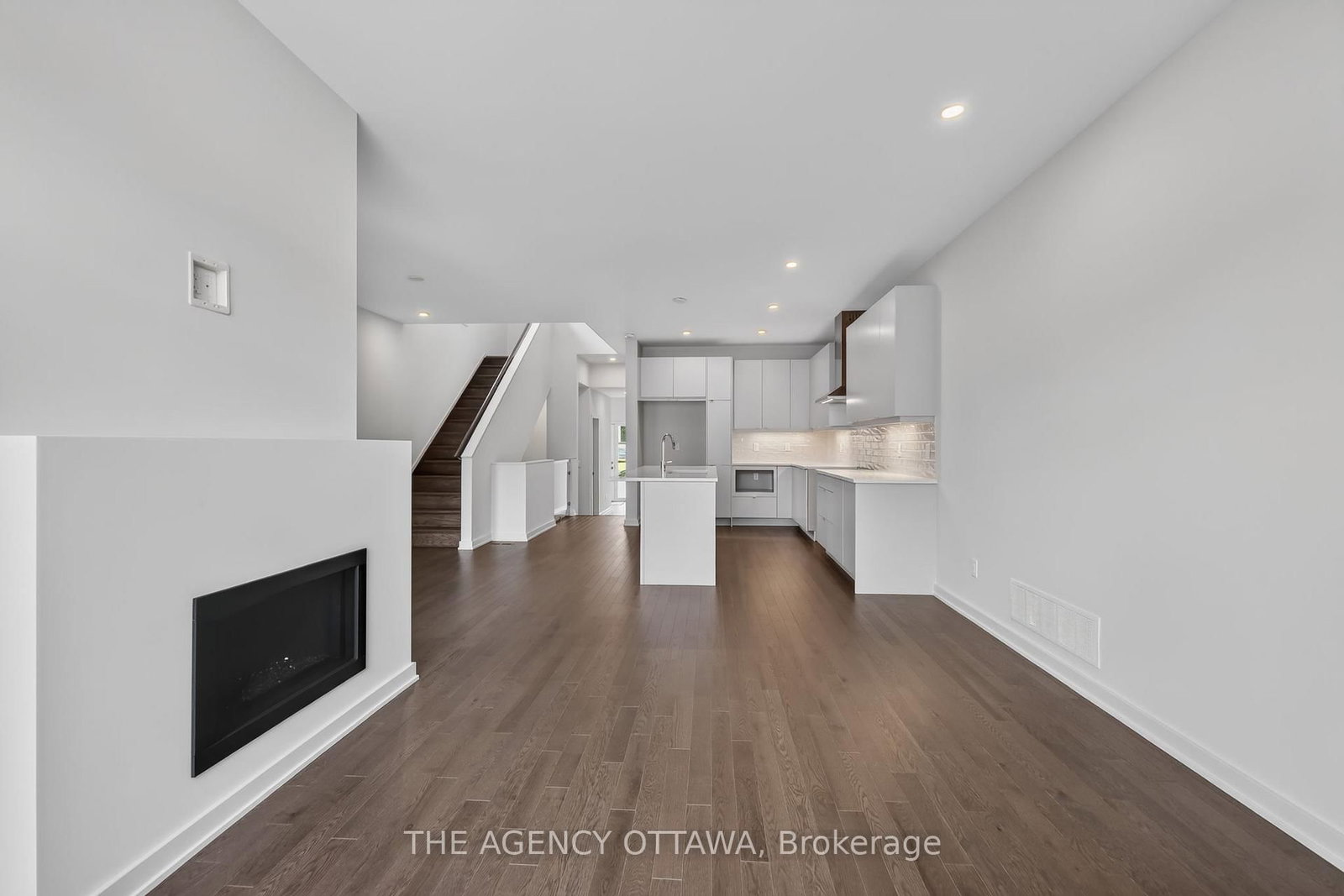 382 Walden Drive • Ottawa, ON photo 13