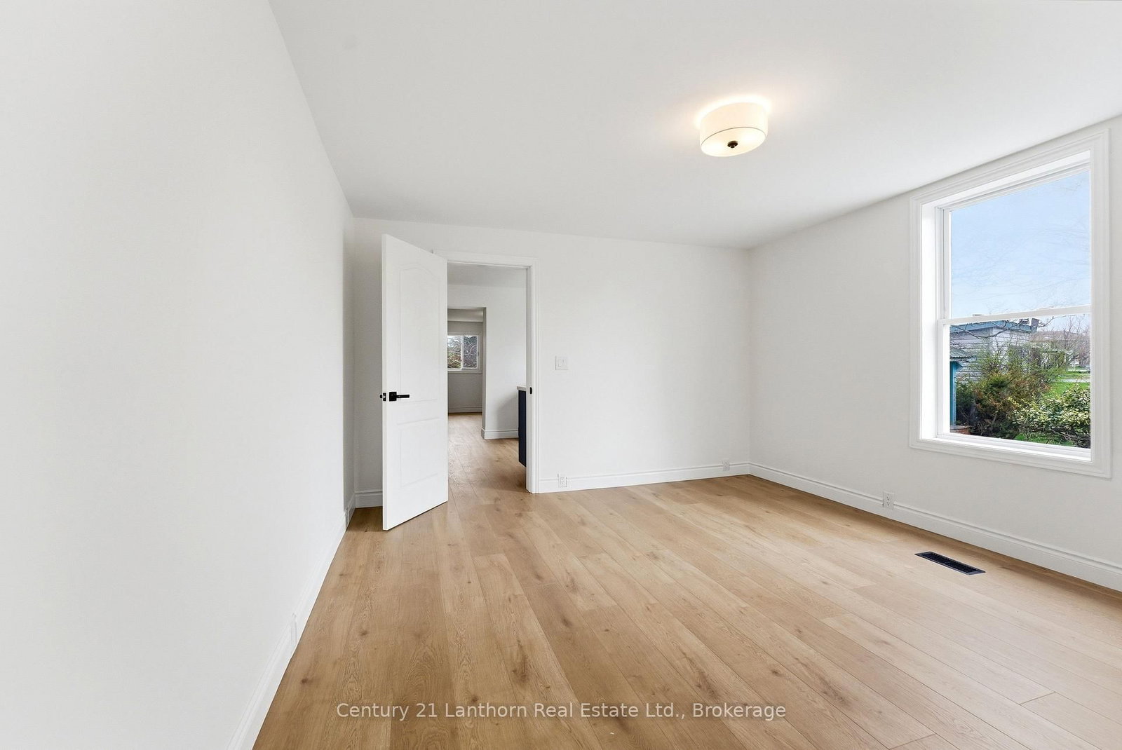 16 Store Street • Prince Edward County, ON photo 35