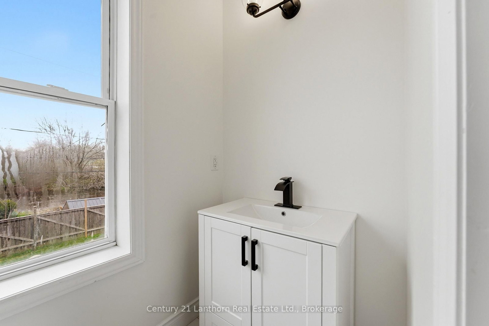 16 Store Street • Prince Edward County, ON photo 39