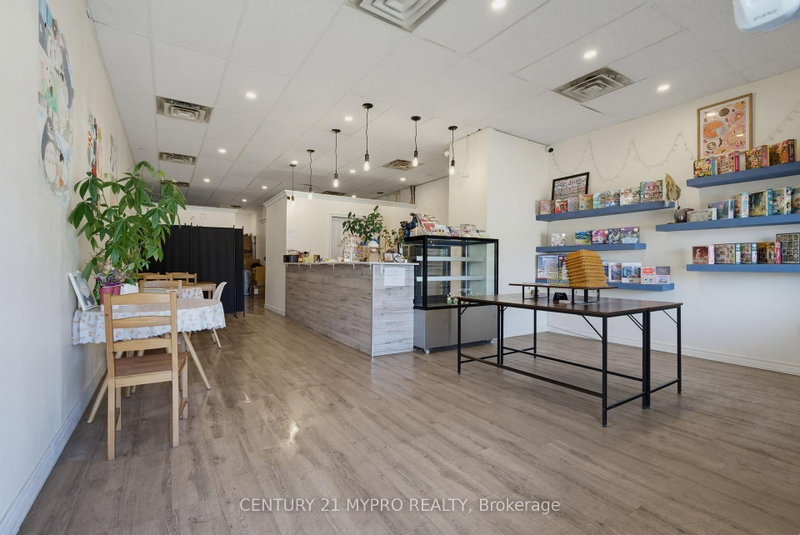 276 Wharncliffe Rd N photo 4