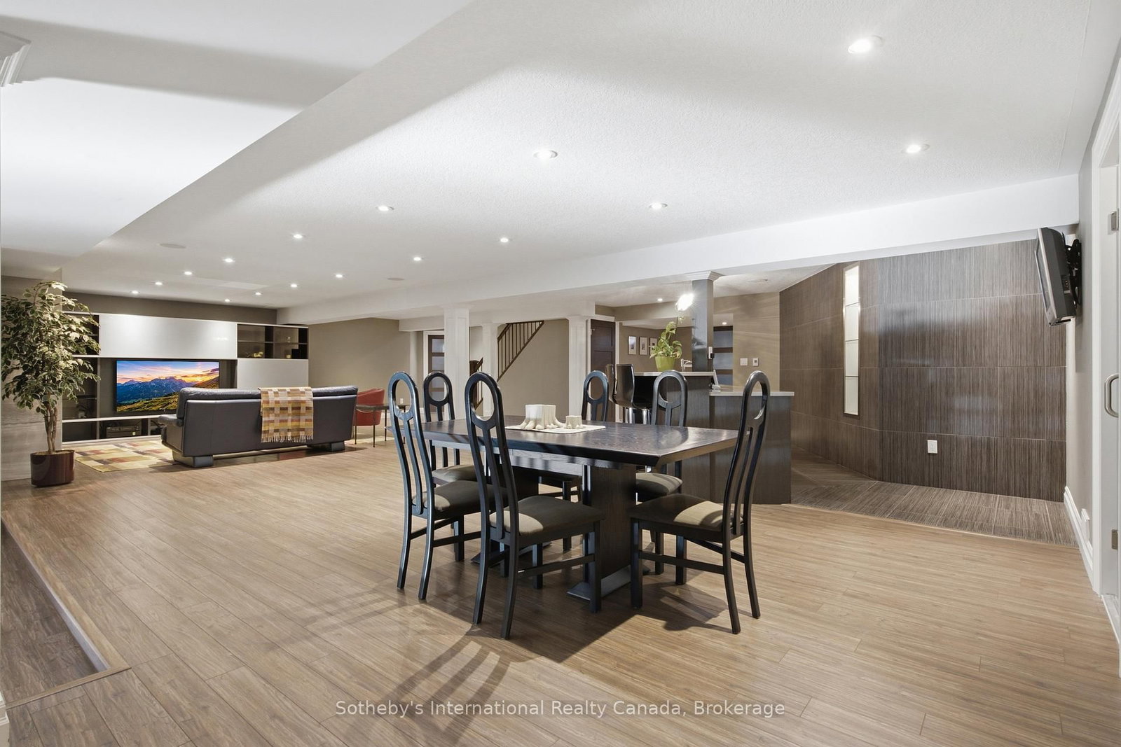 28 Deer Ridge Cres, Kitchener, view 28