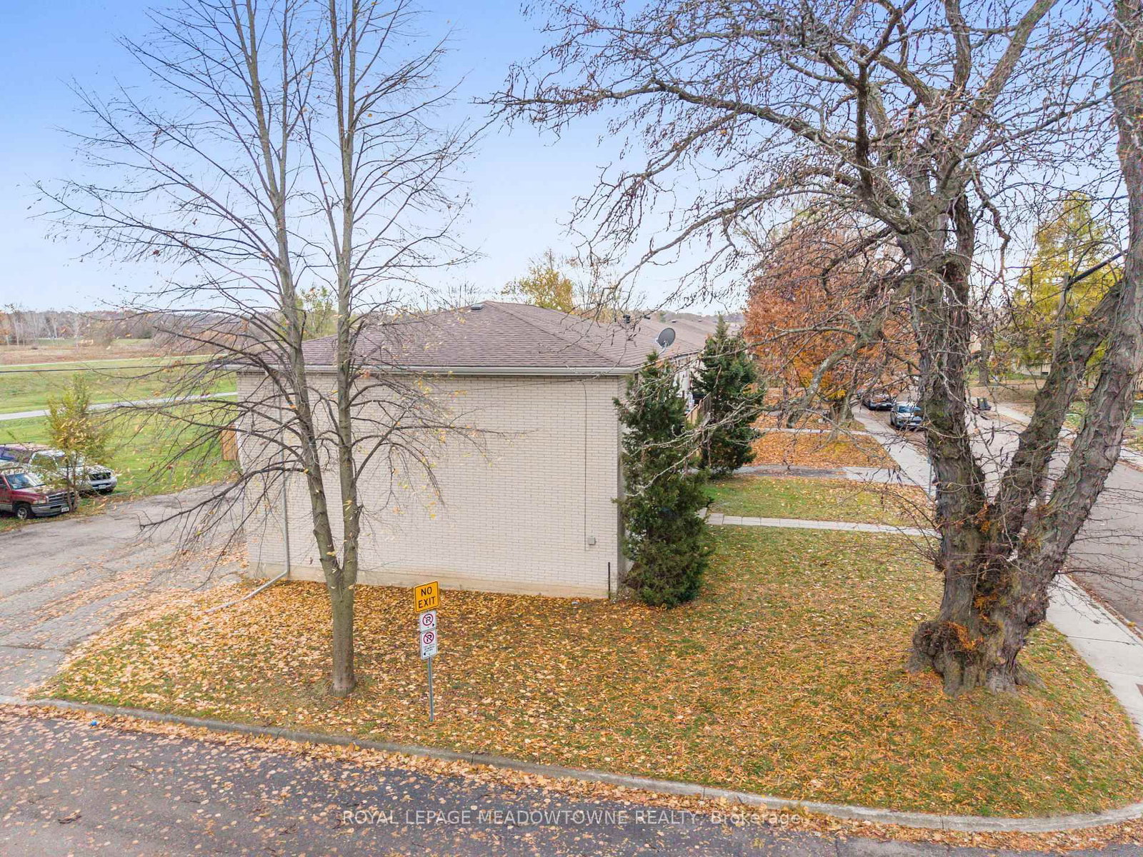 94 Sixth Avenue • Brantford, ON photo 10