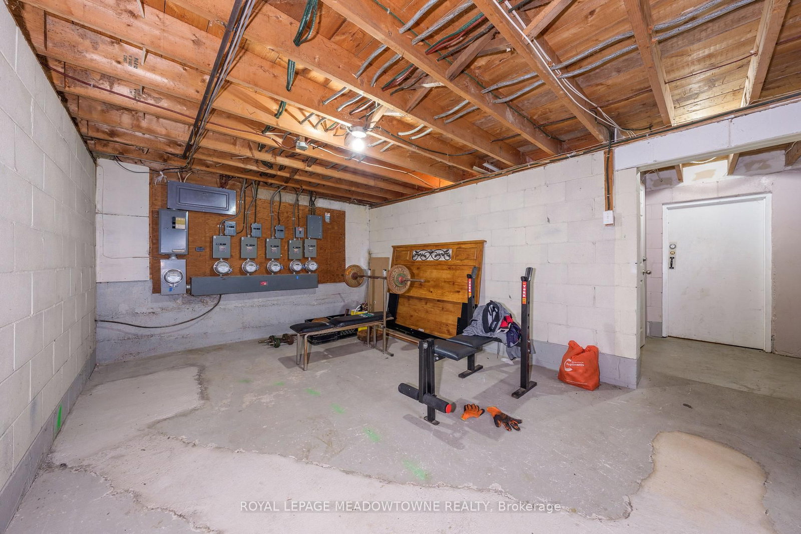94 Sixth Avenue • Brantford, ON photo 60