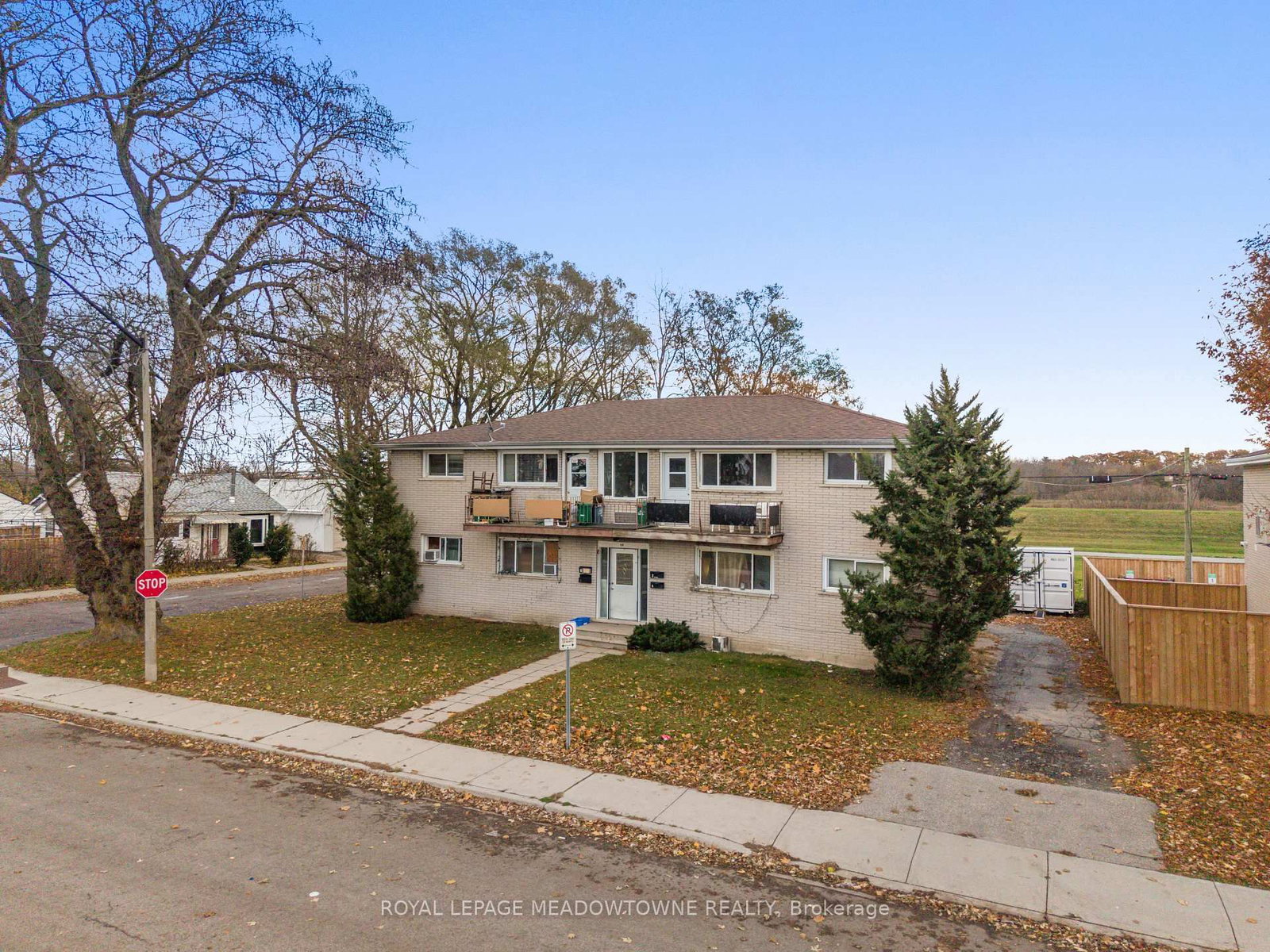 94 Sixth Avenue • Brantford, ON photo 61