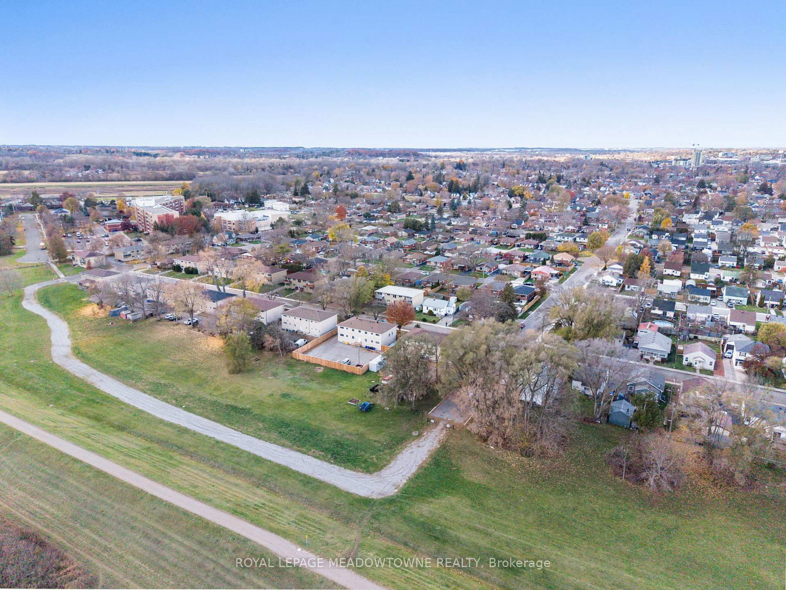 94 Sixth Avenue • Brantford, ON photo 73