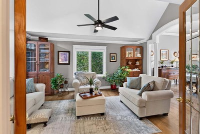2038 Valleyview Drive • Verona, ON photo 8