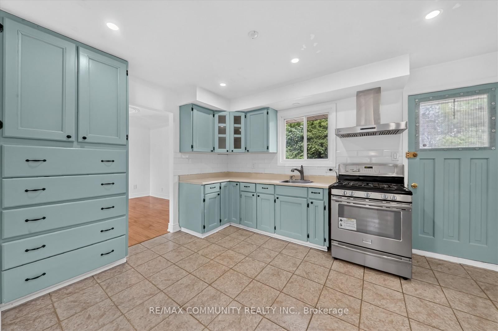 719 Old Highway 2 • Quinte West, ON photo 21