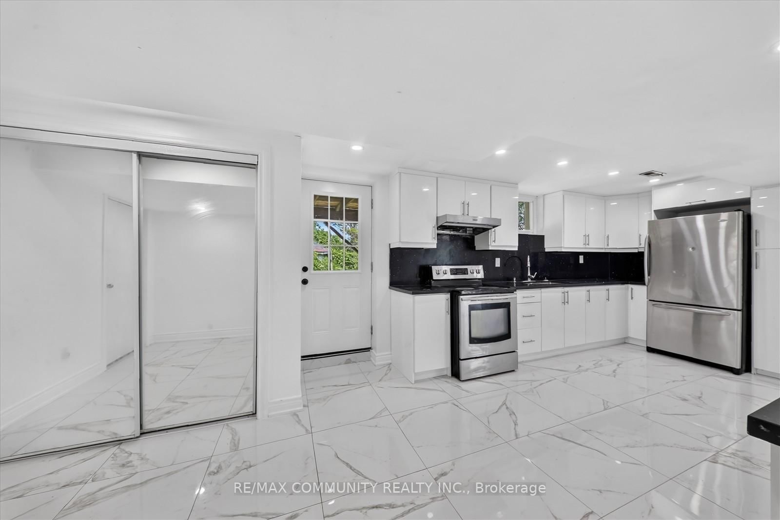 719 Old Highway 2 • Quinte West, ON photo 33