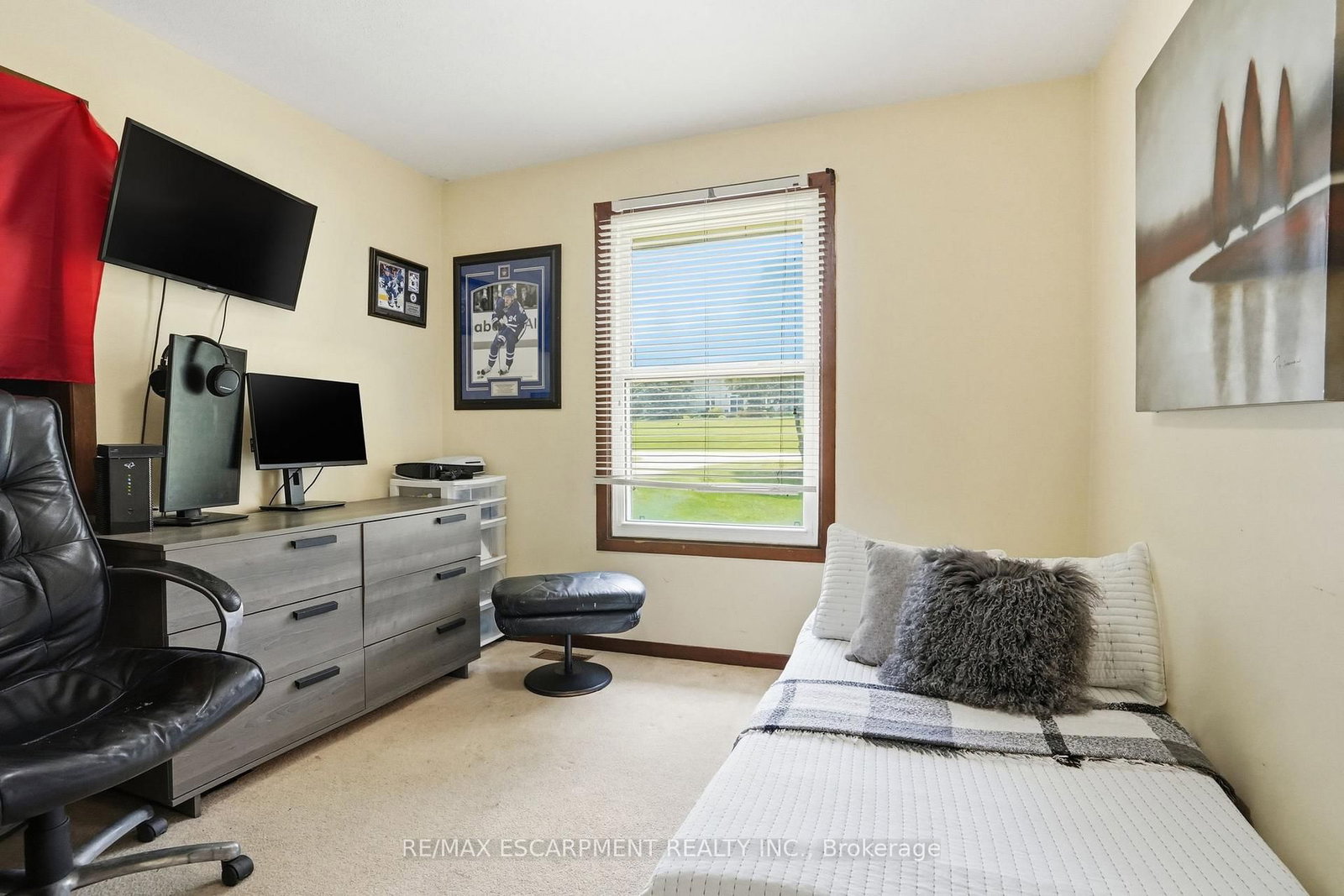 318 Freelton Road • Hamilton, ON photo 23