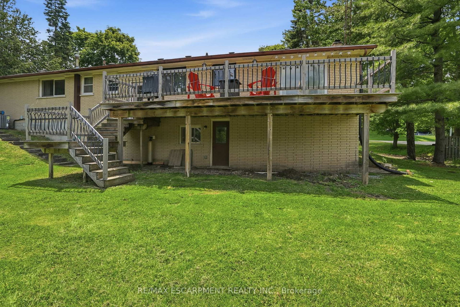 318 Freelton Road • Hamilton, ON photo 38
