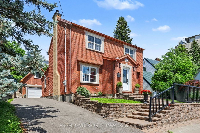 101 Ivy Crescent