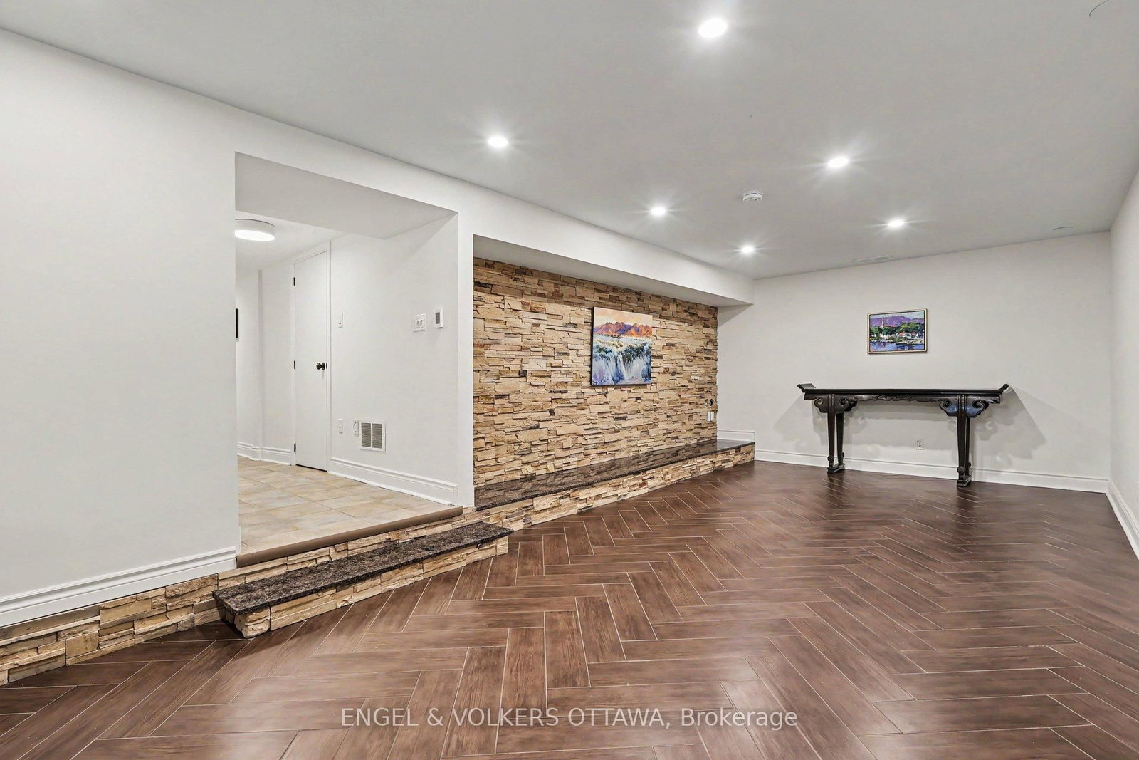 101 Ivy Crescent • Ottawa, ON photo 24