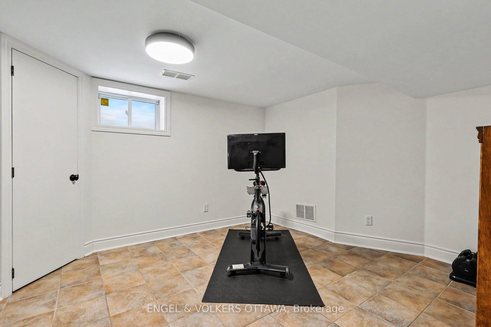 101 Ivy Crescent • Ottawa, ON photo 27