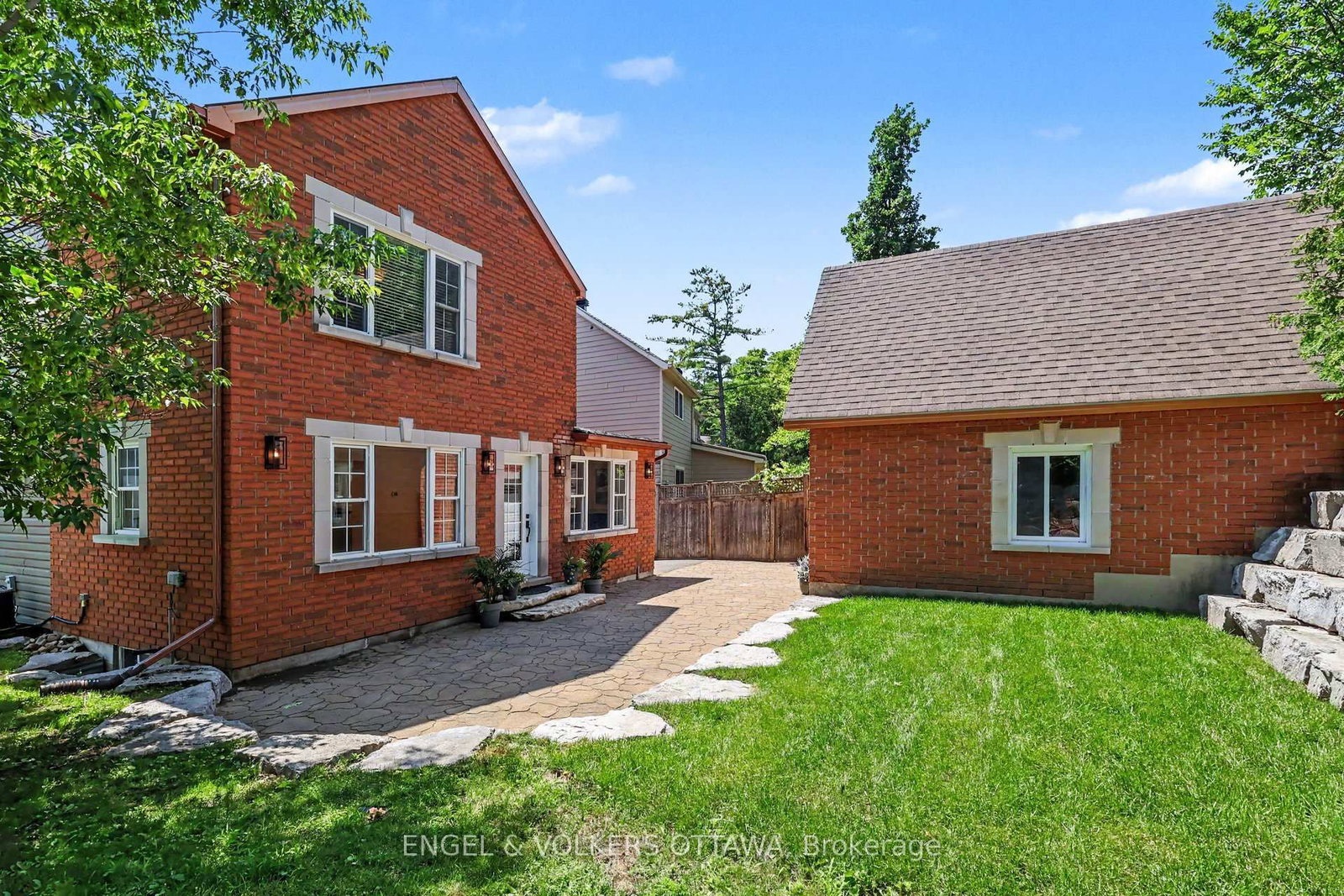101 Ivy Crescent • Ottawa, ON photo 30