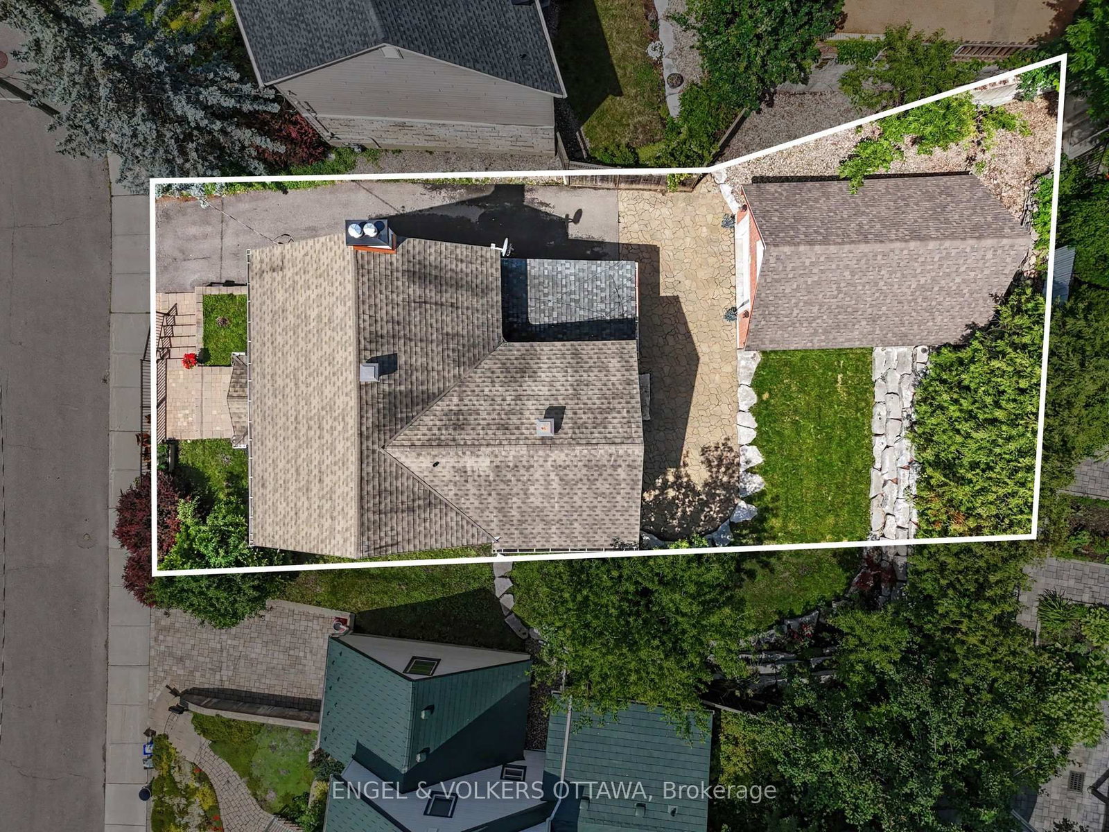 101 Ivy Crescent • Ottawa, ON photo 37