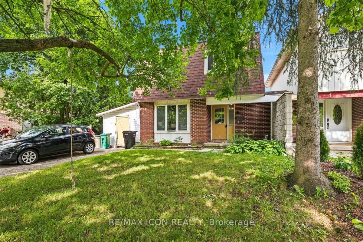6 Tamarack Court • Cambridge, ON photo 3
