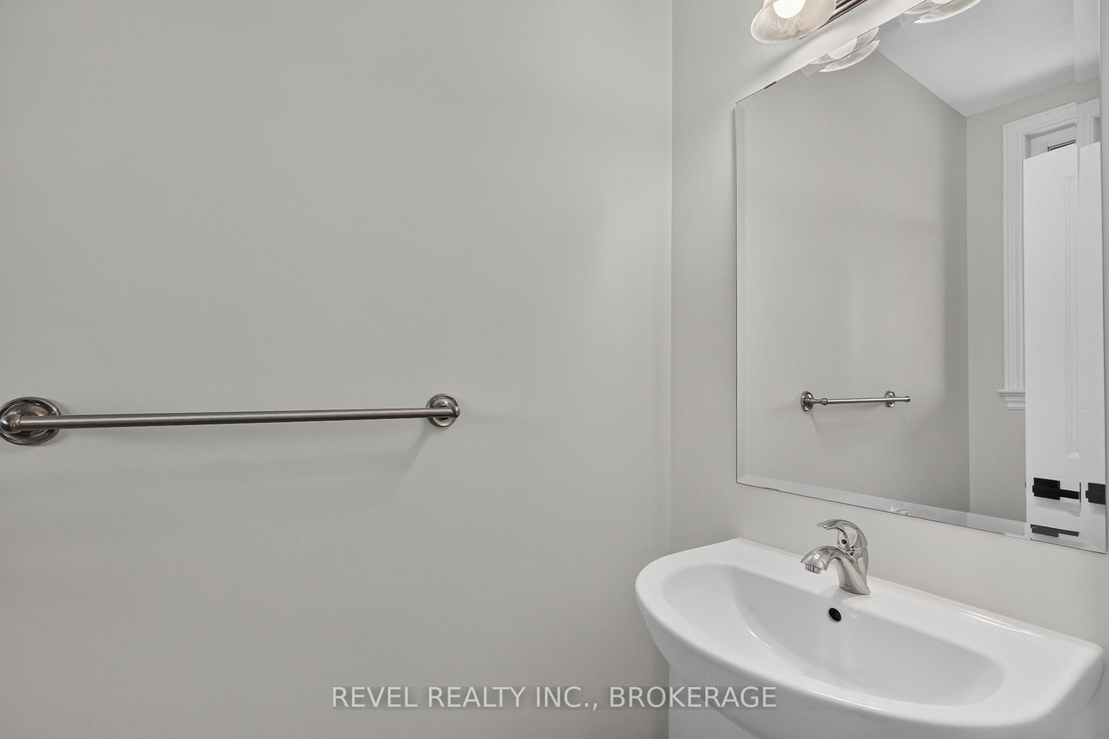 444 Buckthorn Drive • Kingston, ON photo 10