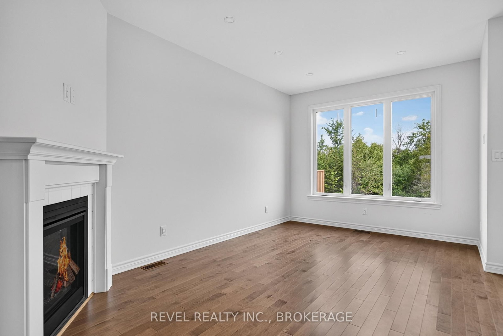 444 Buckthorn Drive • Kingston, ON photo 21
