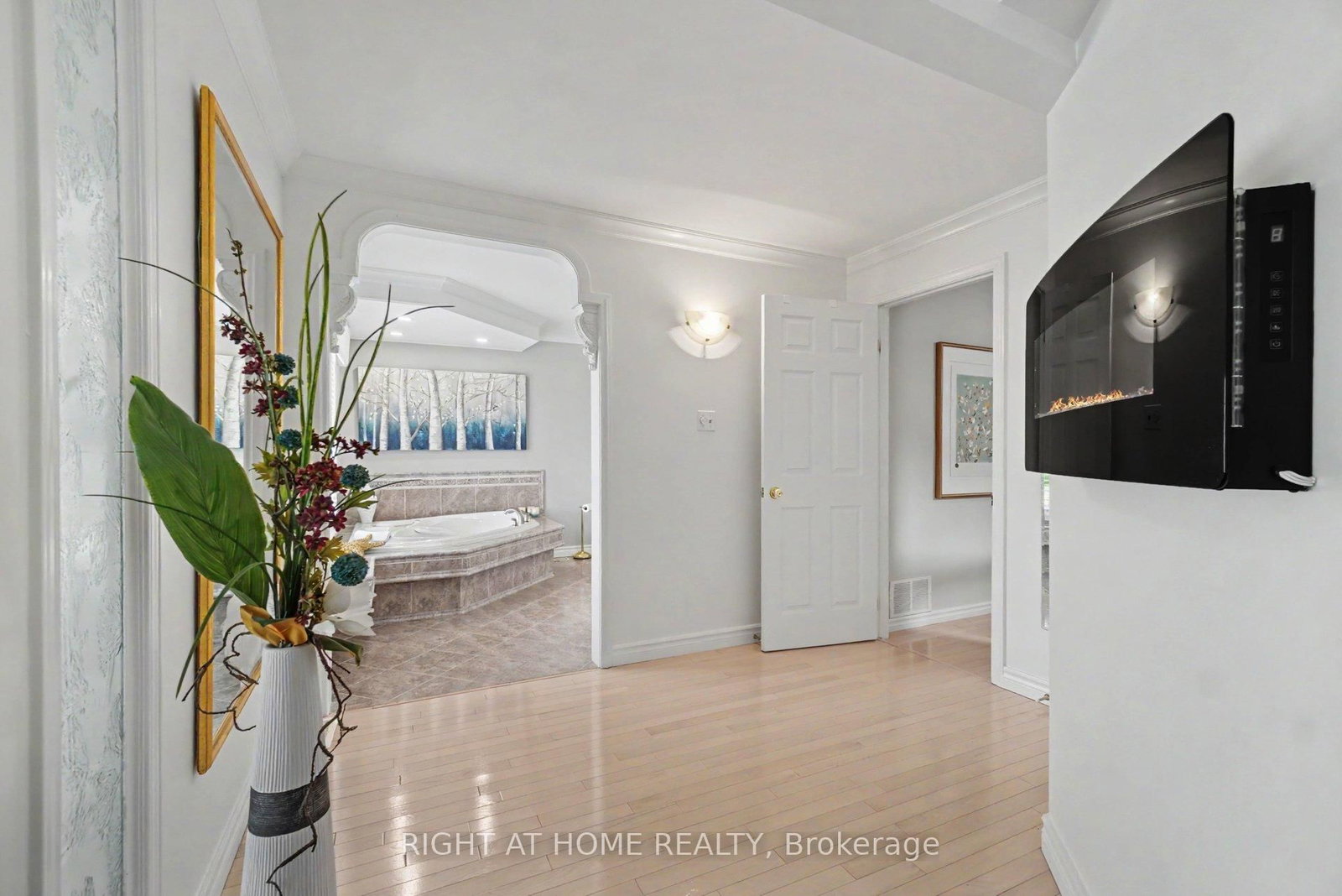 1484 Meadowbrook Road • Ottawa, ON photo 19