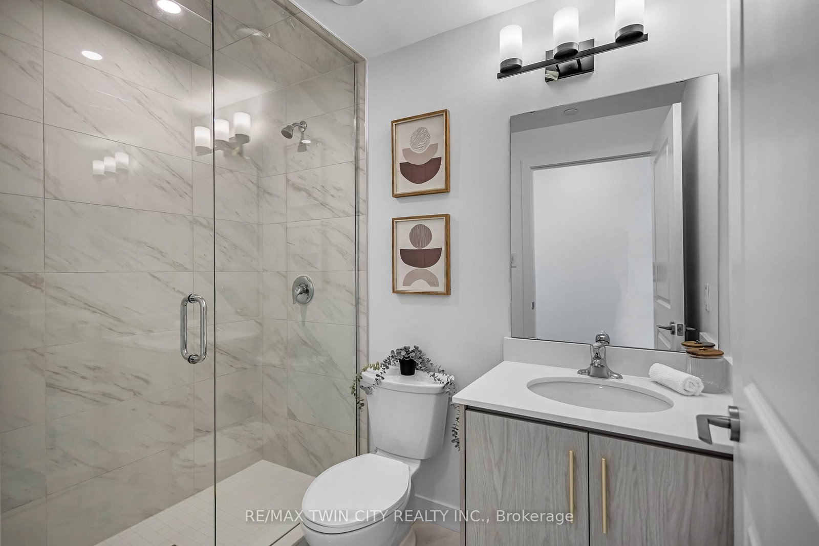 461 Green Road • #212 • Hamilton, ON photo 18