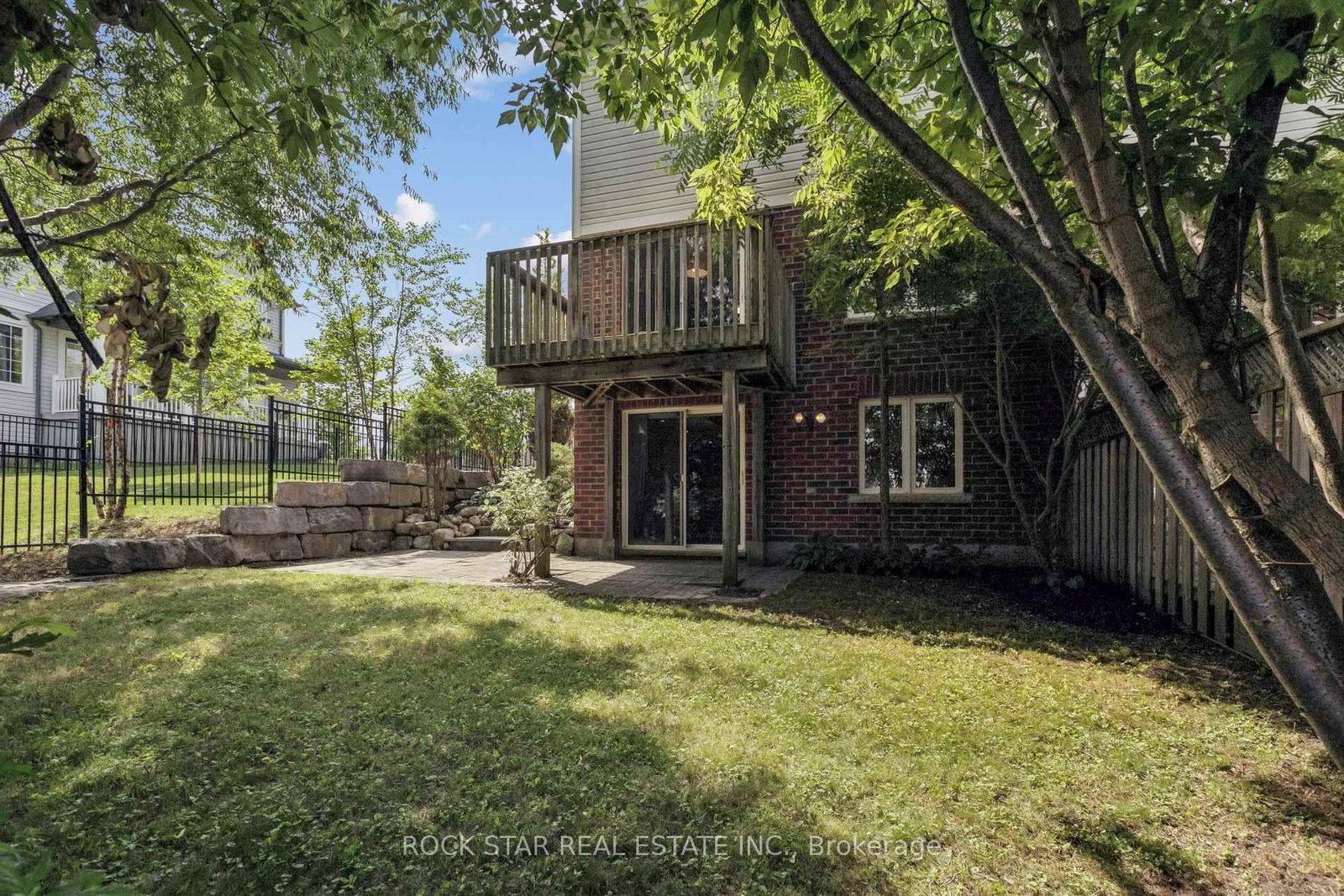 111 Bloomington Drive • Cambridge, ON photo 31
