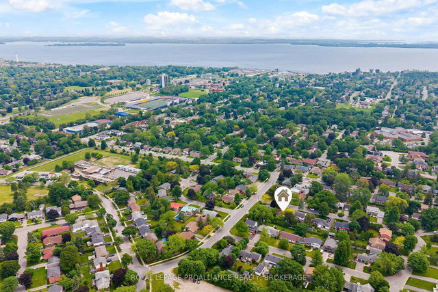 5 Watts Crescent