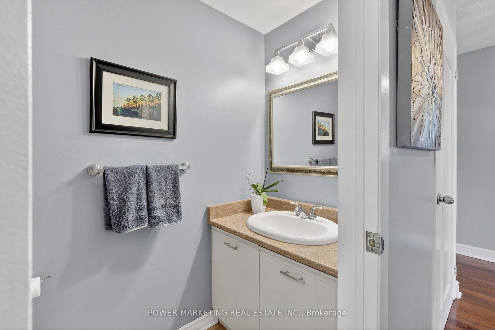 6451 VISENEAU Drive • Orleans, ON photo 18