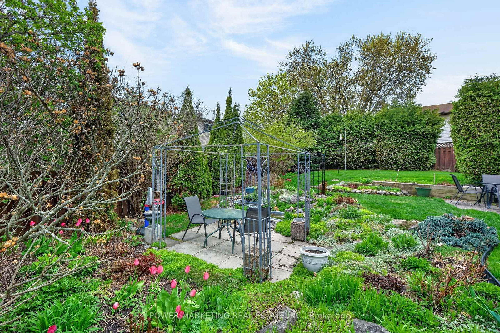 6451 VISENEAU Drive • Orleans, ON photo 39