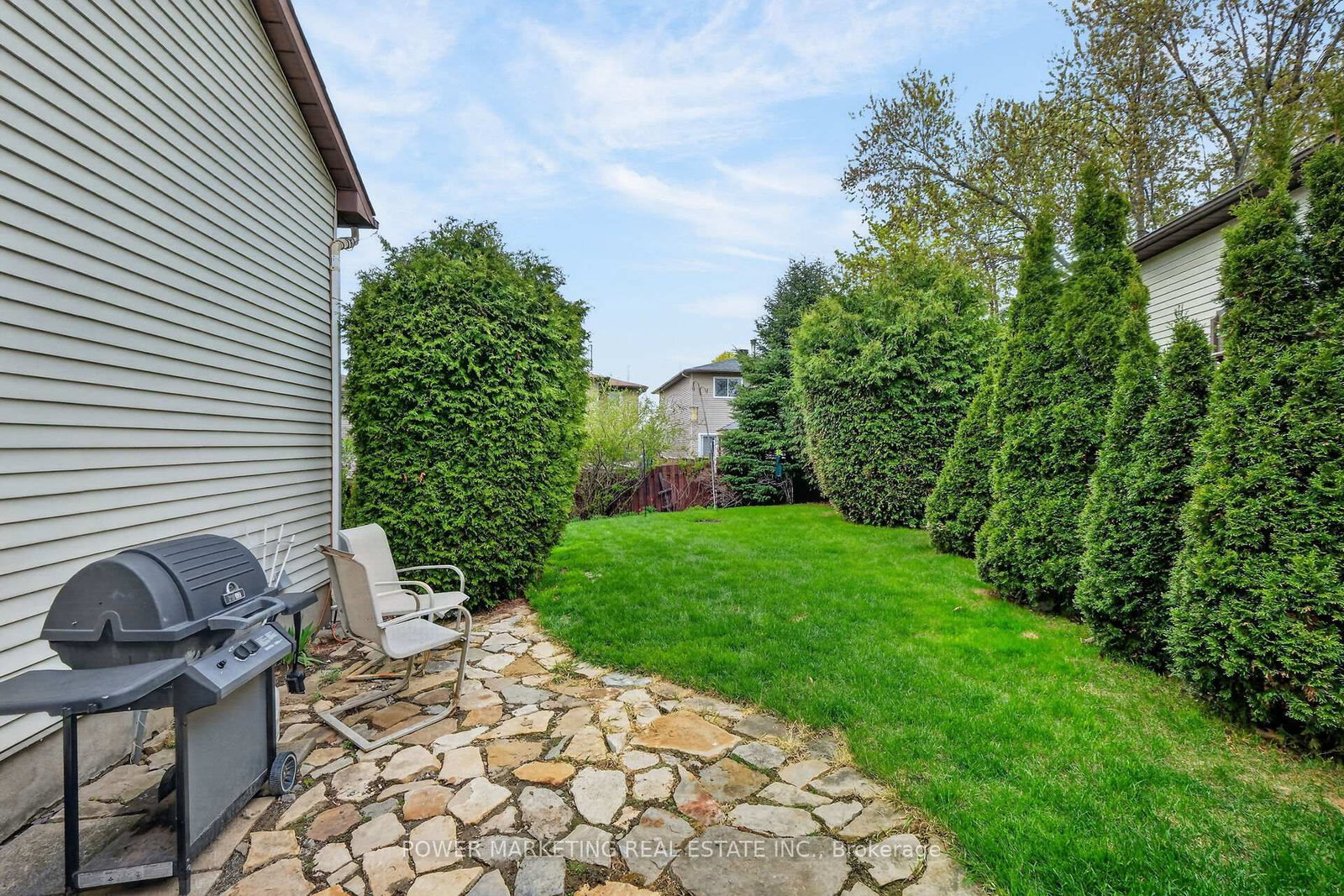 6451 VISENEAU Drive • Orleans, ON photo 45