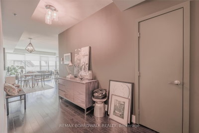 Unit 301 — 98 Richmond Road — photo 6