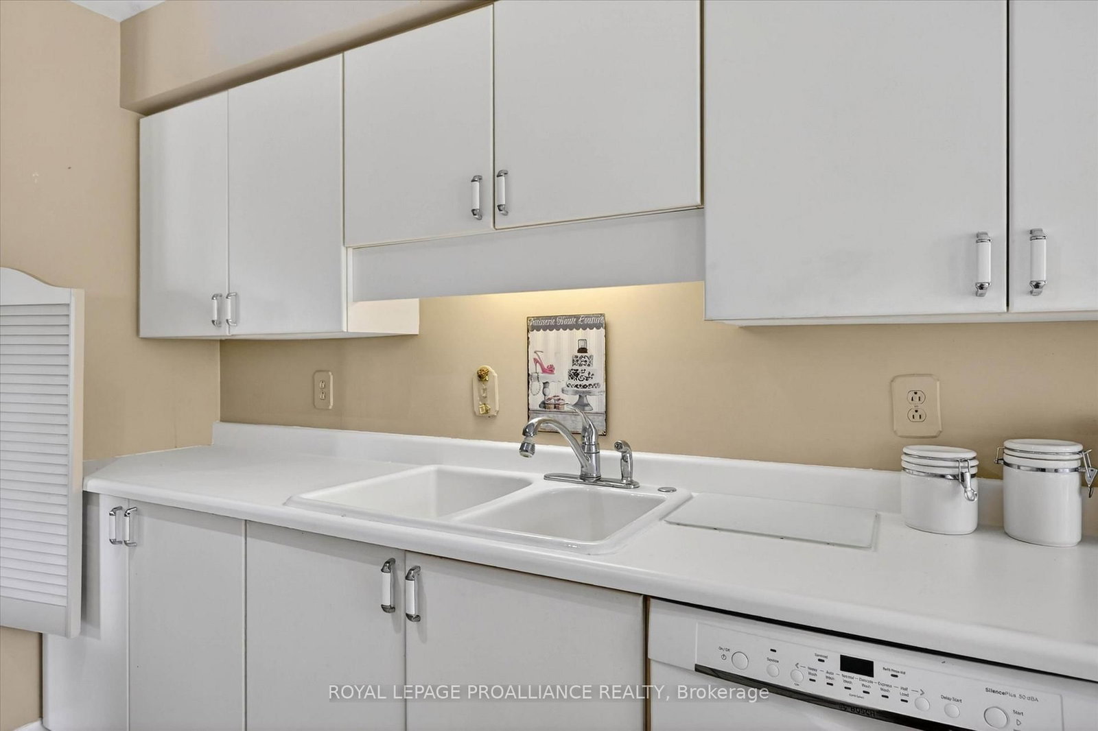 1099 Clonsilla Avenue • #312A • Peterborough, ON photo 24