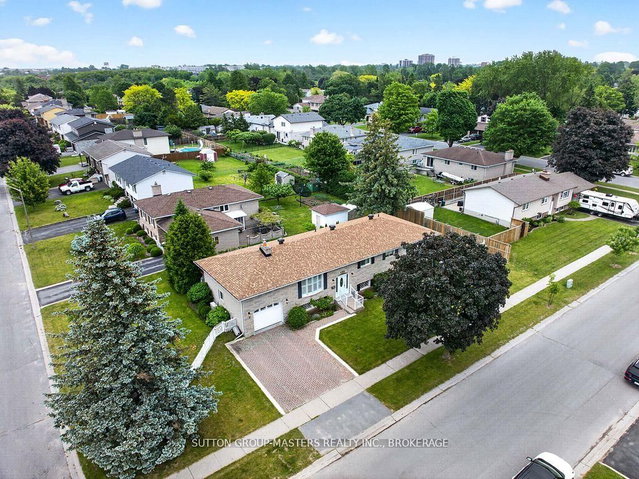 259 Inverness Crescent