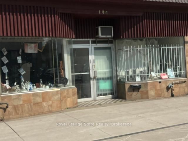 194 Kenilworth Ave N photo 3