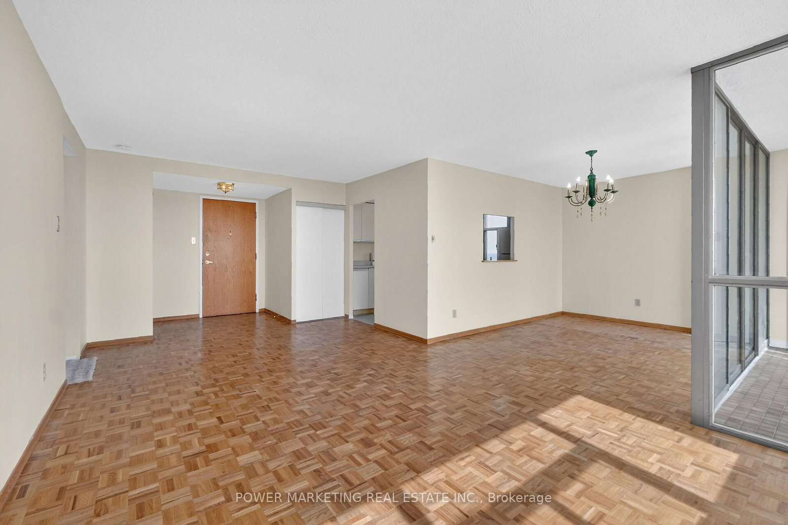 2760 CAROUSEL Crescent • #1204 • Ottawa, ON photo 13
