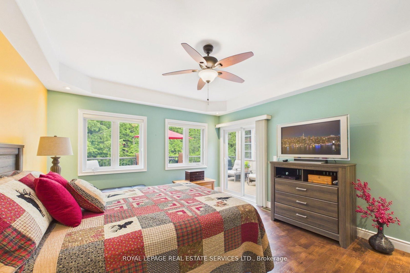 1045 Tower Crescent • Gravenhurst, ON photo 14
