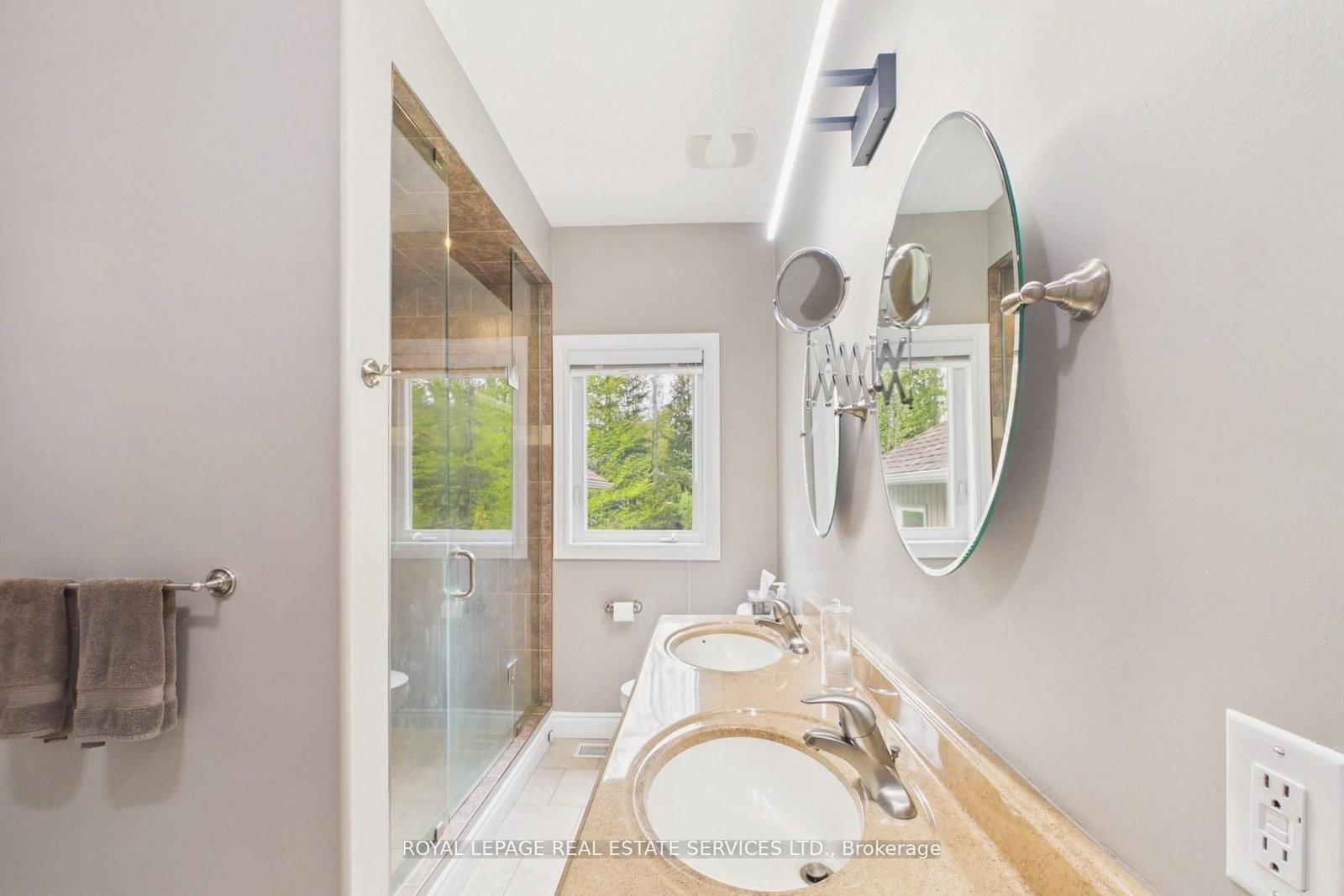 1045 Tower Crescent • Gravenhurst, ON photo 18