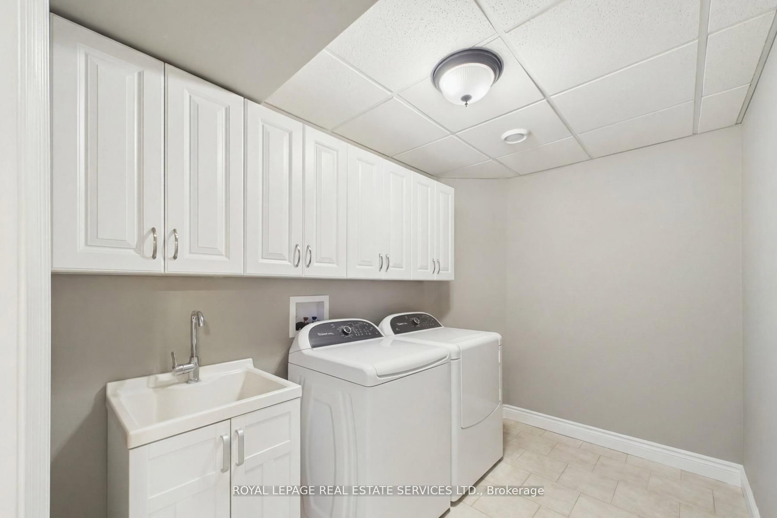 1045 Tower Crescent • Gravenhurst, ON photo 36