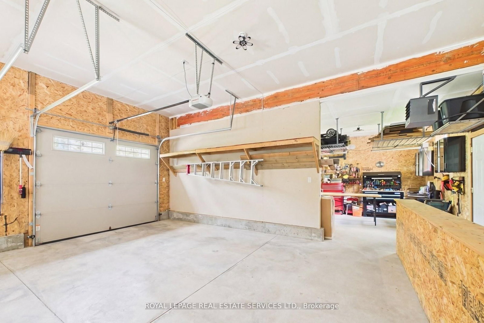 1045 Tower Crescent • Gravenhurst, ON photo 42