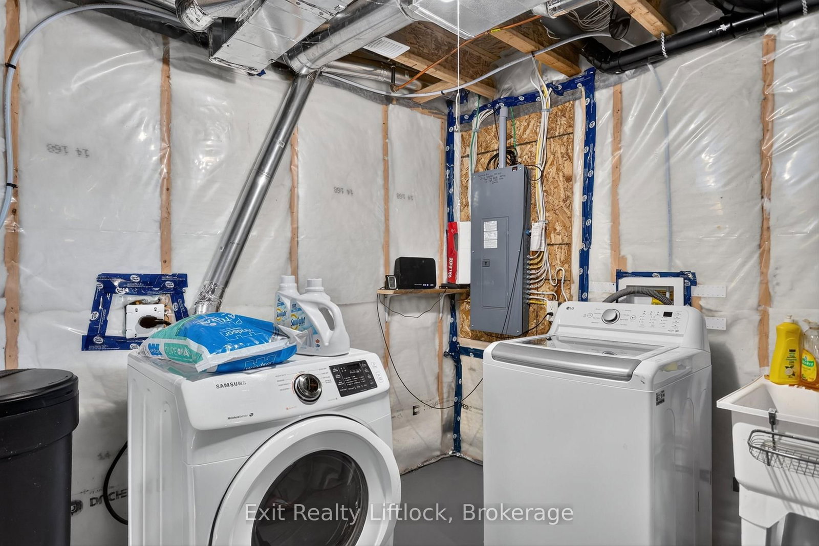 16 Noah Lane • Asphodel-Norwood, ON photo 27