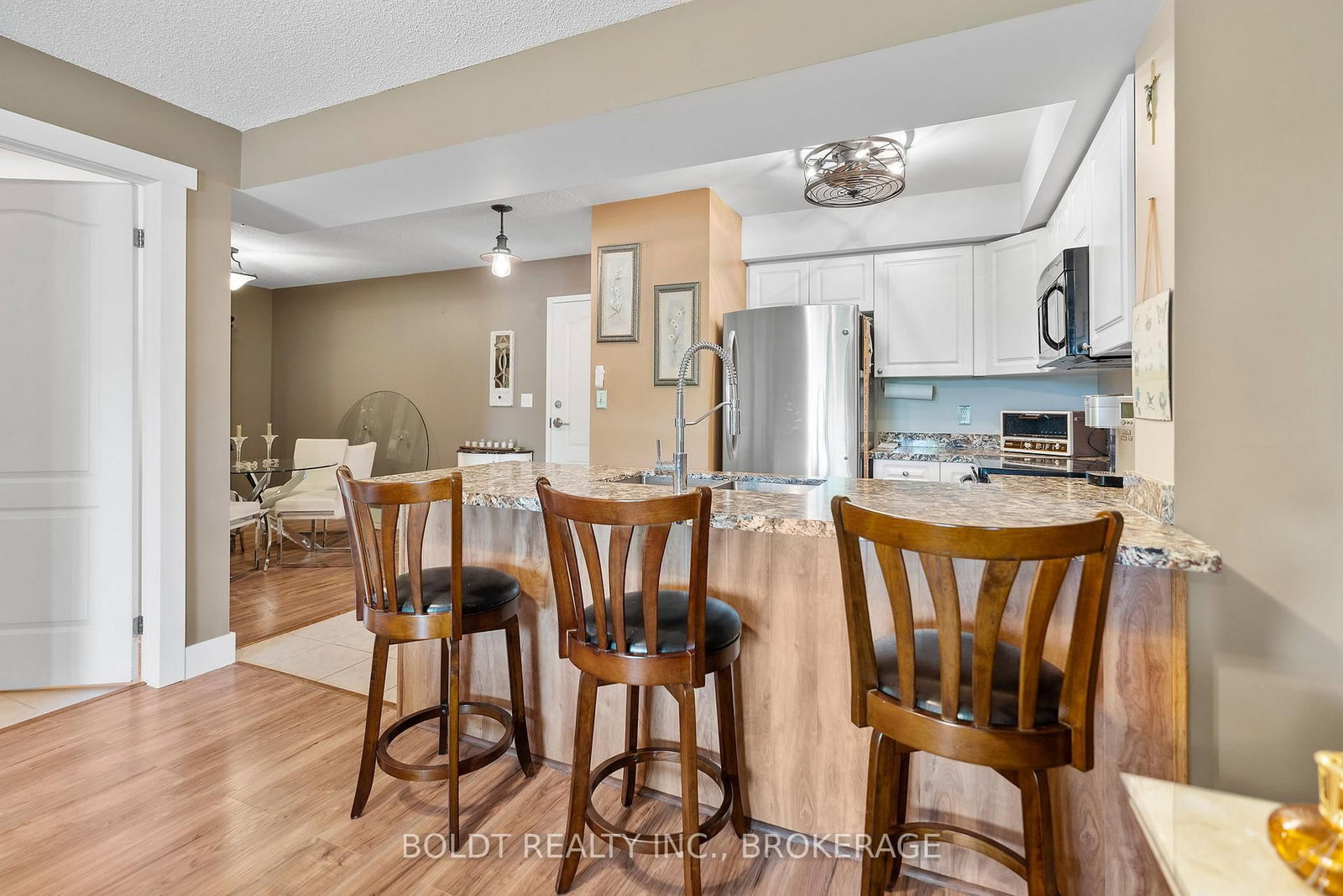 330 S Prince Charles Drive • #1214 • Welland, ON photo 14