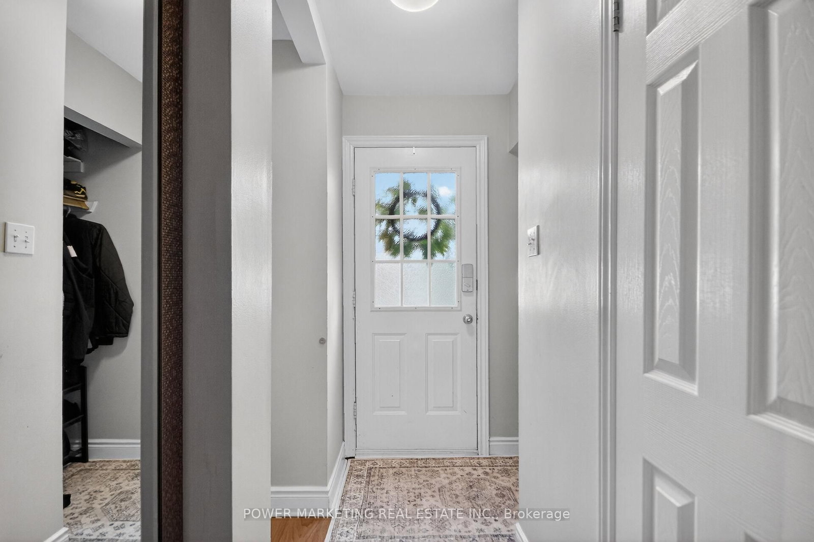 1974 GARDEN PARK Lane • Ottawa, ON photo 5