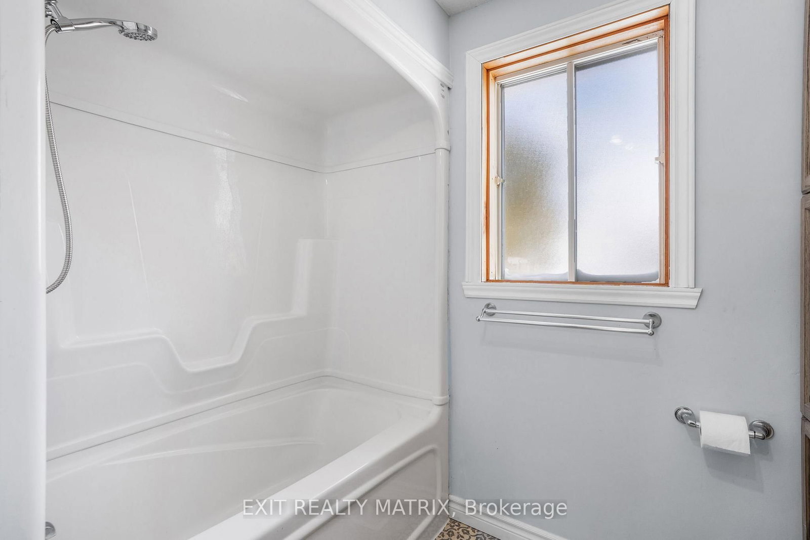 2811-2815 Rolland Massie Road • North Glengarry, ON photo 18