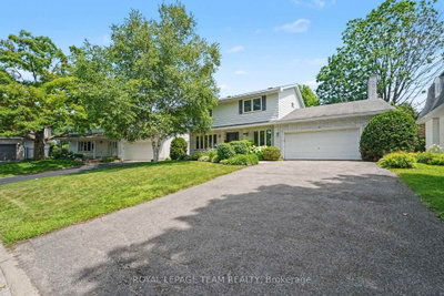 907 Dresden Crescent — photo 2