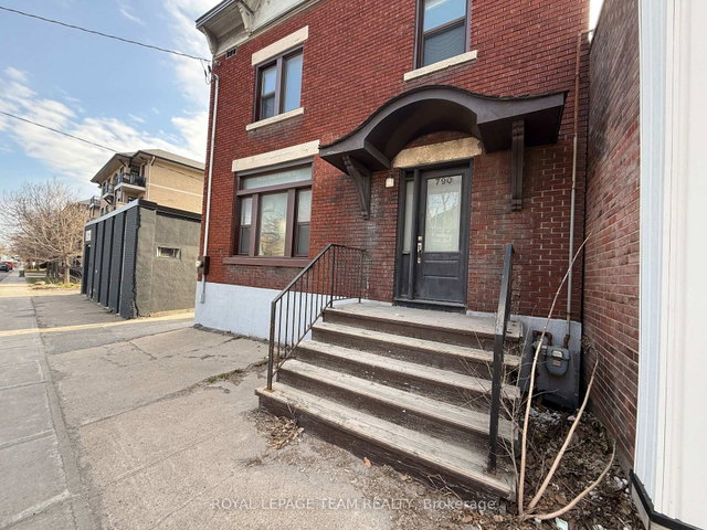 790 Bronson Avenue